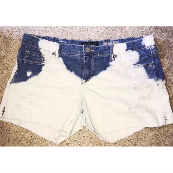 Aeropostale Pants - Aeropostale Midi Shorts